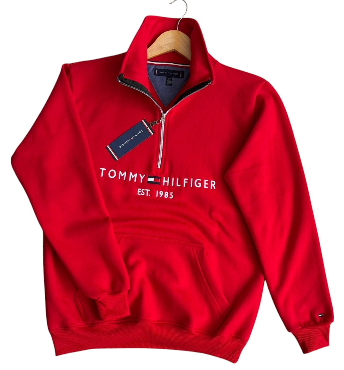 Polera TH Hombre Medio Cierre Rojo